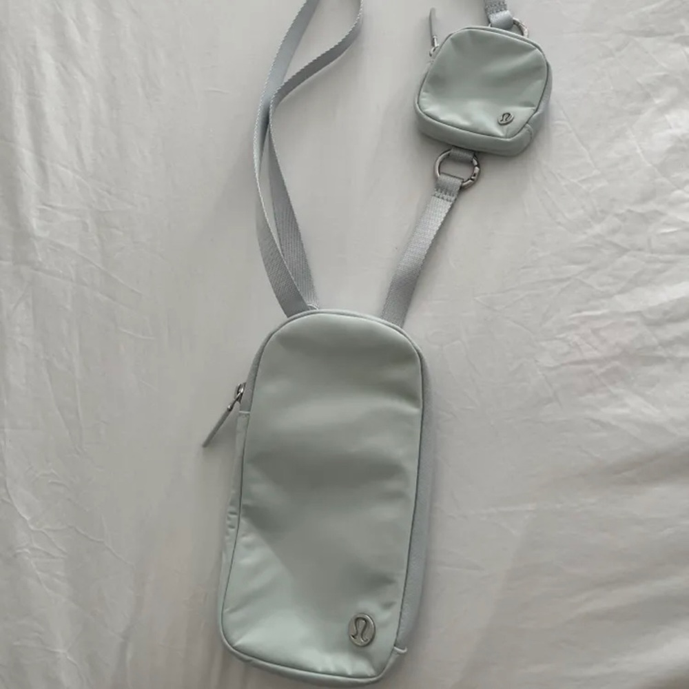 Lululemon | Modular Phone Crossbody